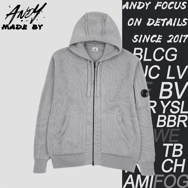 C.P. Sleeve Round Logo Knit Hooded Jacket