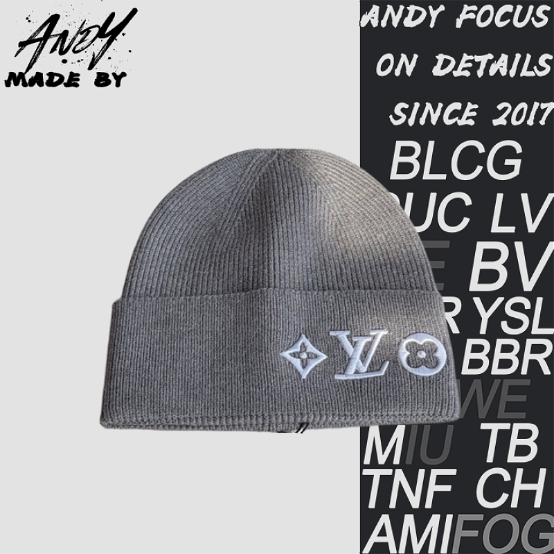 Off-White Knitted Hat