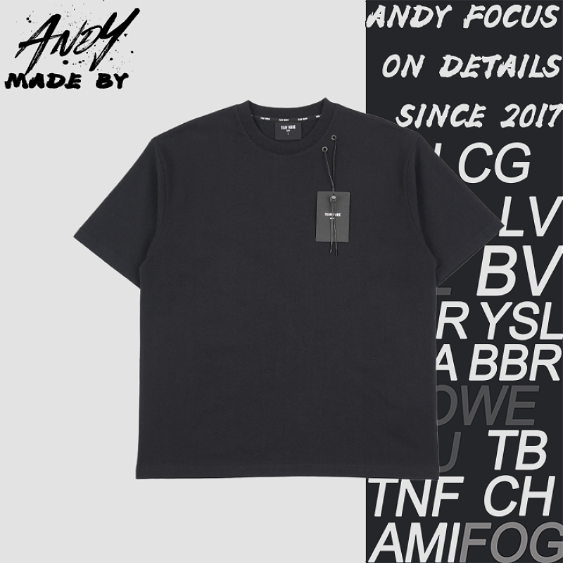 Short-sleeve With A Small Label At The Back Of The Neck