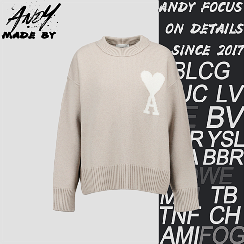 Heart-patterned Jacquard Crew Neck Sweater In Khaki And White