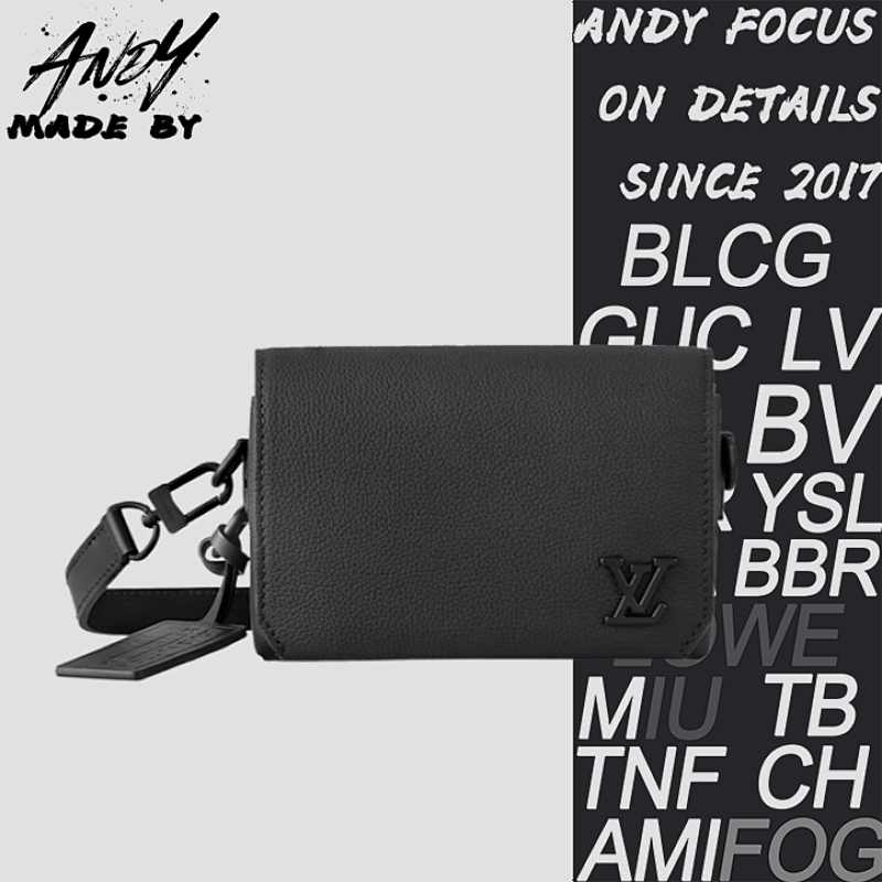 Louis Vuitton All-leather Men's Messenger Bag