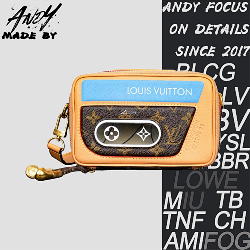 Louis Vuitton 207 Baladeur Wearable Wallet Cowhide Shoulder Bag