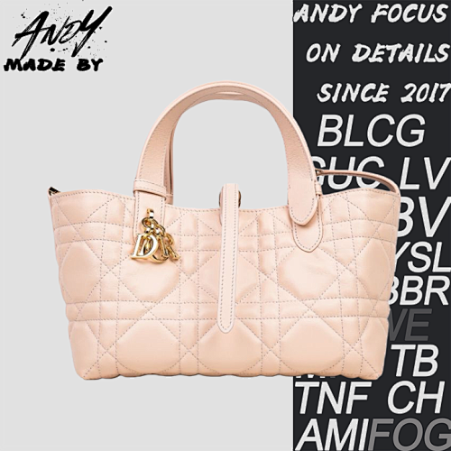 Essentials Toujours Tengger Patterned Cow Leather Handbag