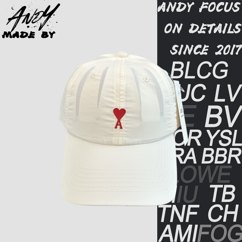 A Stylish Piece Perfect For All SeasonsItem ID