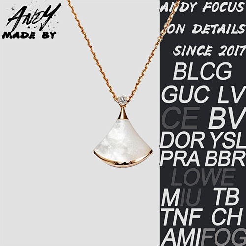 B Classic Small Fan Beimu Necklace White Rose Gold