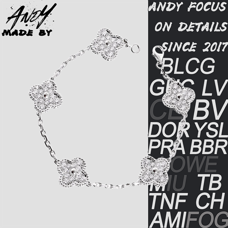 Van Full Diamond Five Flower Bracelet In White Gold