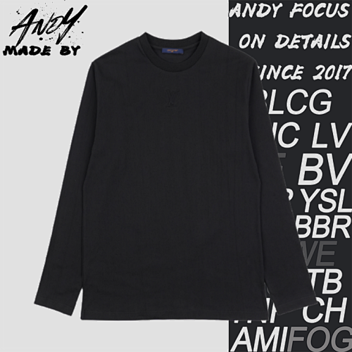 Embossed Bottoming Shirt