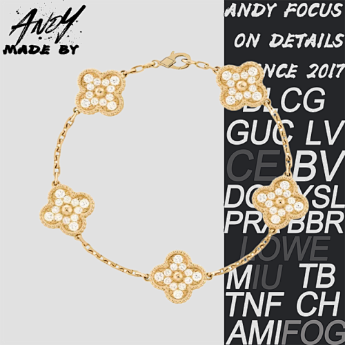 Van Full Diamond Five Flower Bracelet In Gold