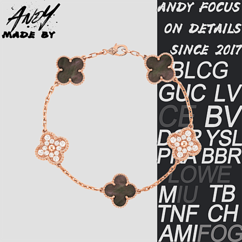 Grey Shell Simple Diamond Five Flower Bracelet Gold