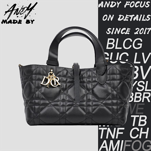 Essentials Toujours Tengger Patterned Cow Leather Handbag