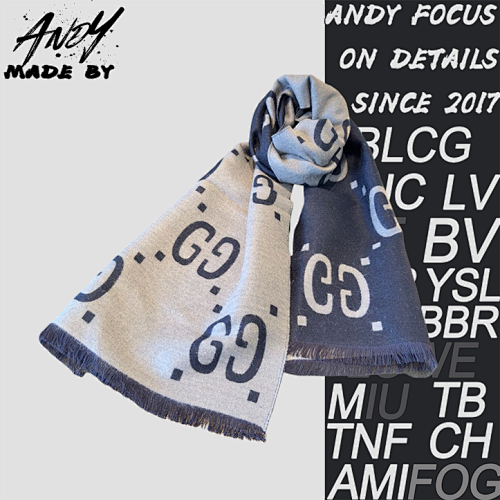Double-sided Scarf
