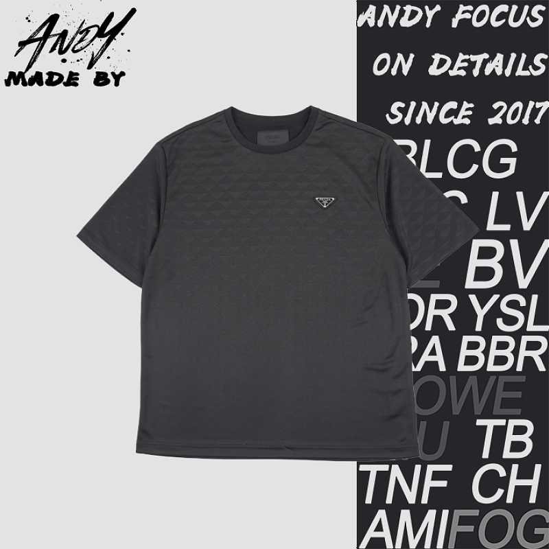 Iron Plate T-shirt Fully Printed With Subtle Patterns