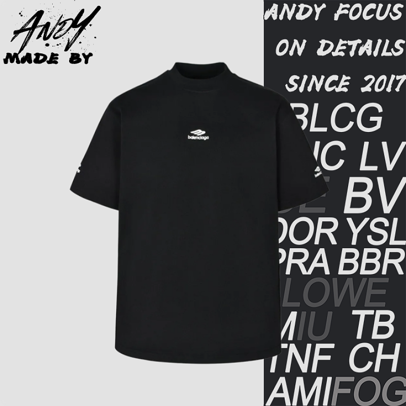 Short-sleeved Top With Small Letter Embroidery