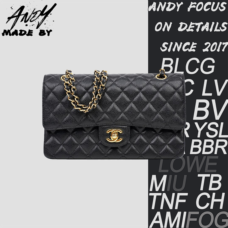 255 Quilted Gold Buckle Chain Shoulder Bag Black