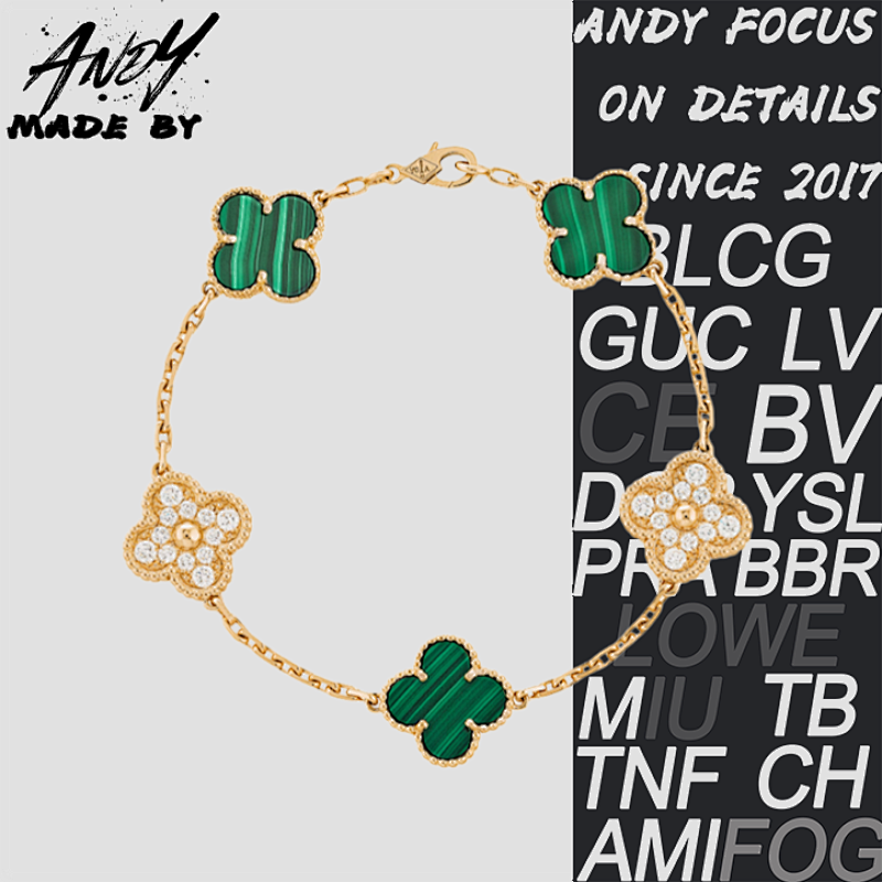 Peacock Diamond Five Flower Bracelet In Golden Yellow