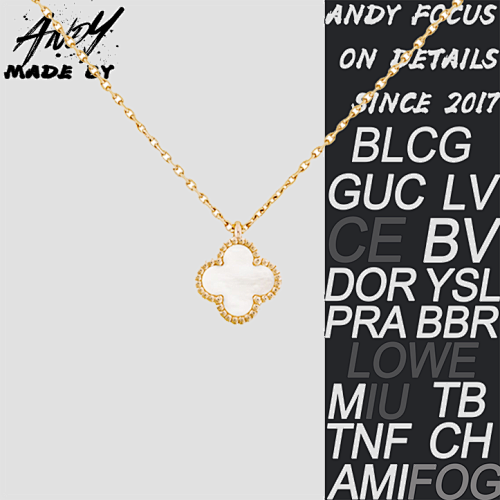Van Clover Necklace White Fritillaria Small