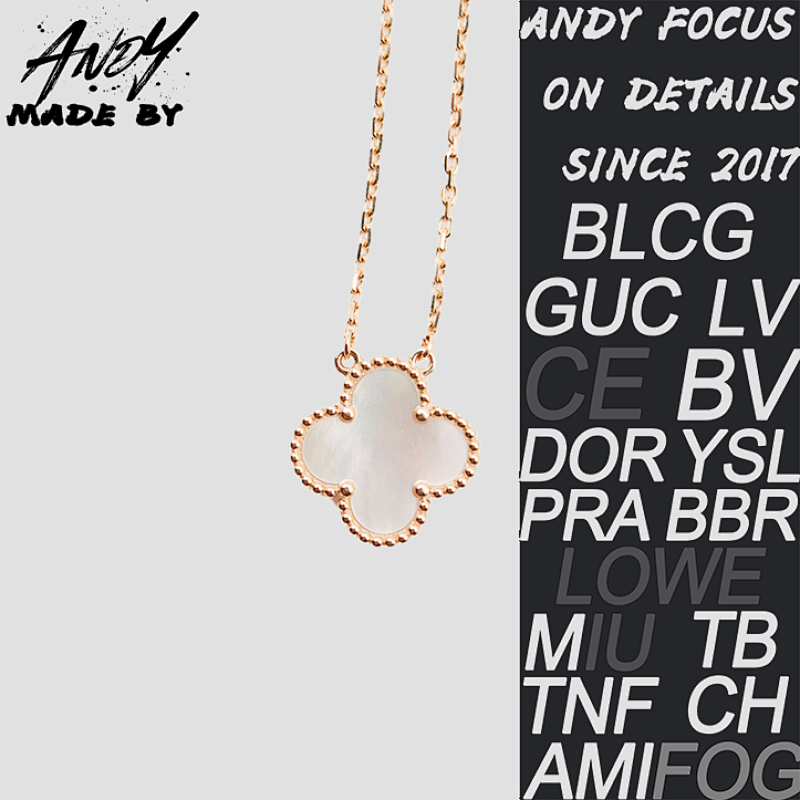 White Mother-of-Pearl Single Flower Necklace Rose Gold