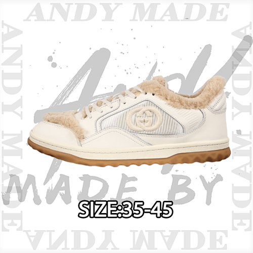 Off-White Made Of Soft Grain Leather With A Rolled Wool Lining