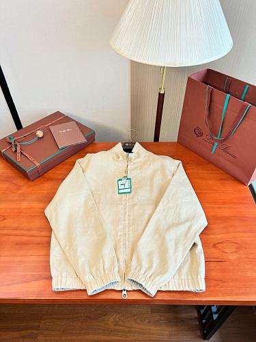 Linen Bomber