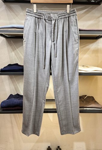Z's Classic Wool Casual Pants A Wardrobe Essential For Men. The Fabric Offers Subtle Stret