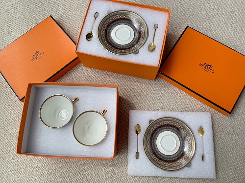 Hermès Steed Series