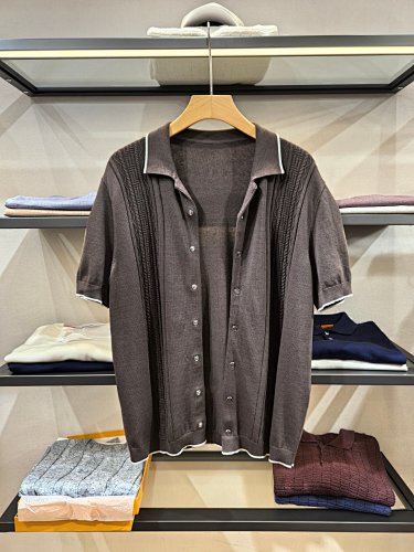 BC's New Short-sleeved Cardigan Made Of Cotton And Linen Features A Three-dimensional Sans