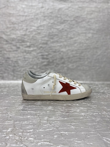 Golden Goose Premium Dirty Sneakers