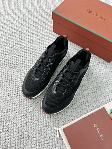 Sneakers from Aristide