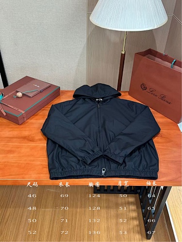 Reversible Hoded Flight Jaclet