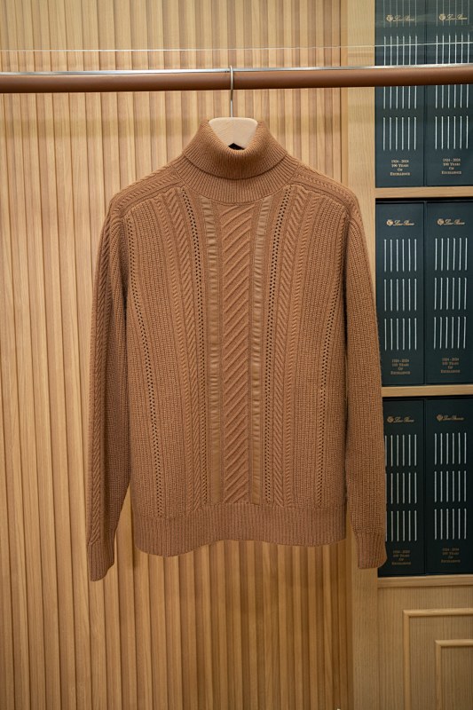Shan Turtleneck