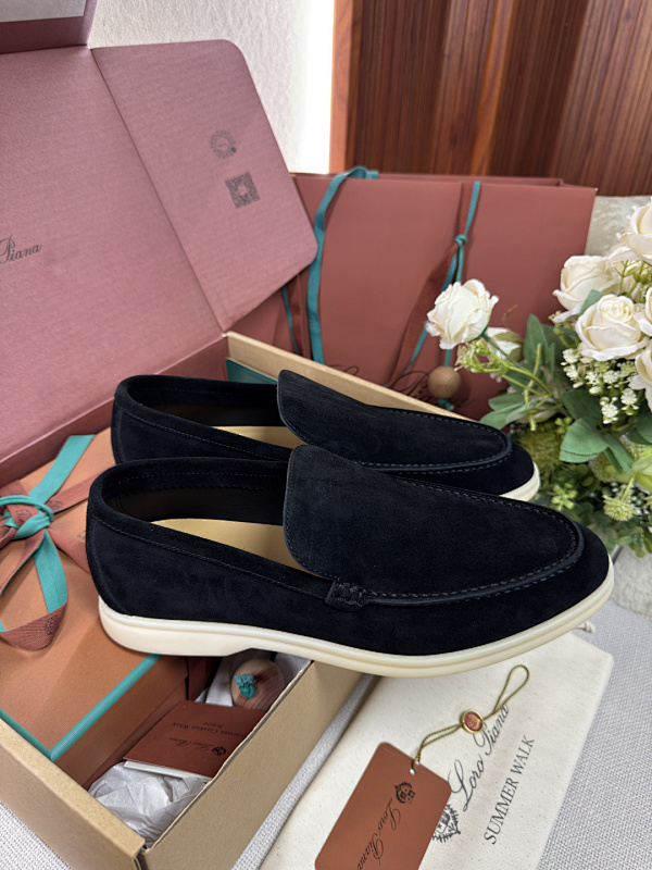 Off-White SW Classic Black