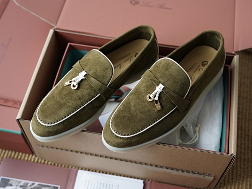 Louis Vuitton CW Ribbon Green