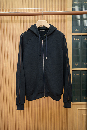Logo Size M-Xxxxl