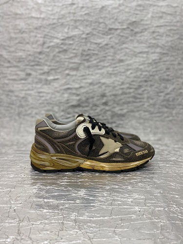 Golden Goose Premium Edition Dad-Star Dirty Sneakers