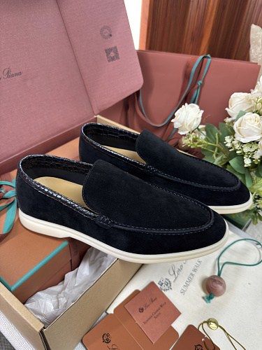 Off-White Alligator Classic Black SW