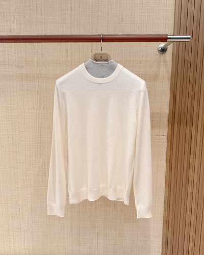 Classic Round Neck Knitted Sweater
