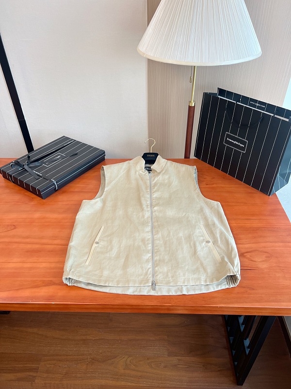 Vest from Aristide