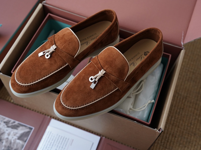 Louis Vuitton CW Saddle Brown