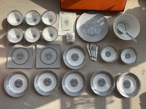 Hermès Grey Horse Drawn Cart 26 Set