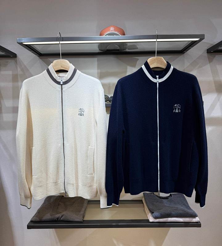 Off-White This New Wool Zip-up Cardigan Is Made Of High-quality 10 Cashmere And 90 Merino Wool Makin