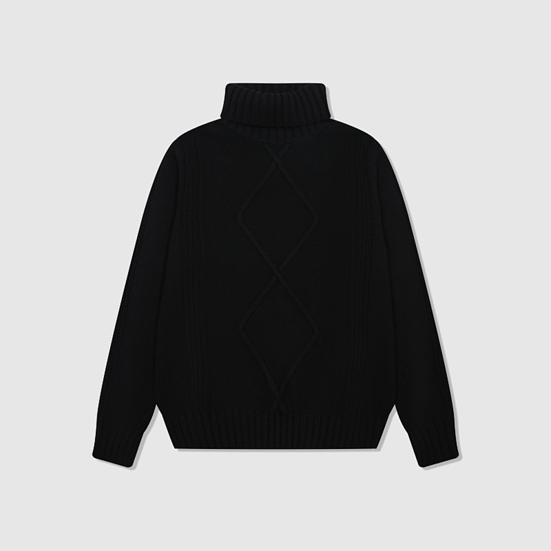 Irish Cable Turtleneck Sweater In Cashmere Feather Yarn