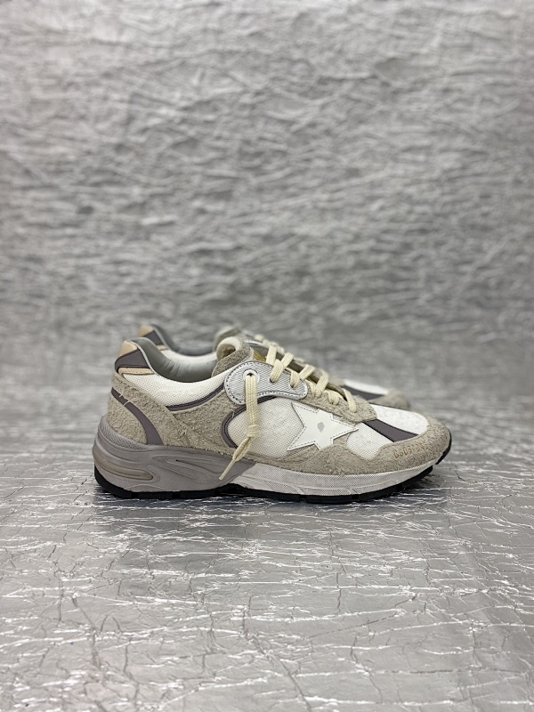 Golden Goose Premium Edition Dad-Star Dirty Sneakers