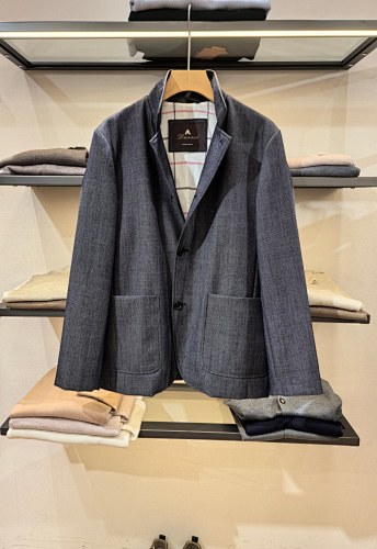 This LP Casual Wool Denim Jacket Is Made From 100 Wool And Treated With A Waterproof Stain