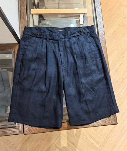 EZ Linen Casual Shorts Made From 100 Natural Linen Feature A Unique Waistband Design That