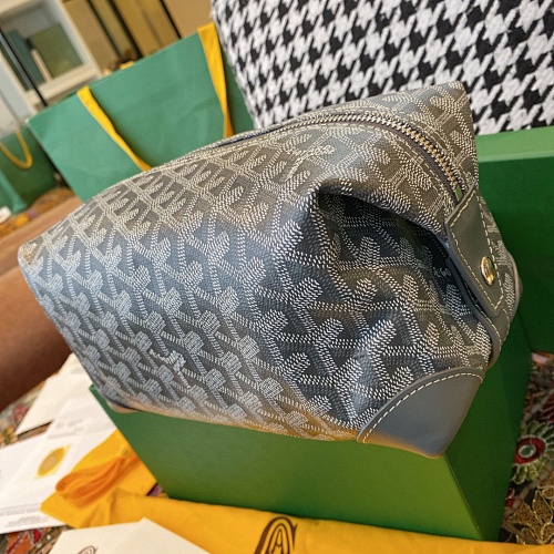 Bowling 25 Toiletry Bag