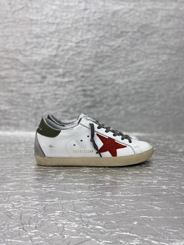 Golden Goose Premium Dirty Sneakers