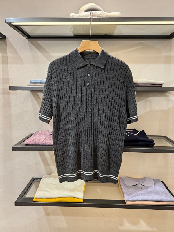 BC's New Short-sleeved Cardigan Made Of Cotton And Linen Features A Three-dimensional Sans