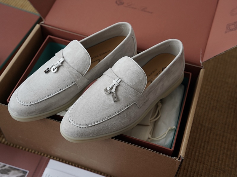 Louis Vuitton CW Pearl Gray