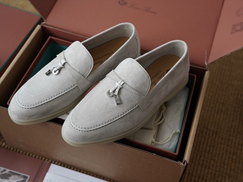 Louis Vuitton CW Pearl Gray