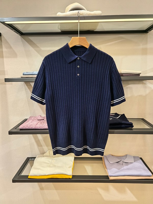 BC's New Short-sleeved Cardigan Made Of Cotton And Linen Features A Three-dimensional Sans